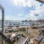 Mueritzausblick - Altstadtidyll Mit Hafenblick * فارين